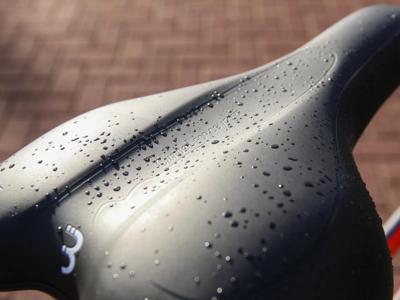 Meander Active Saddle