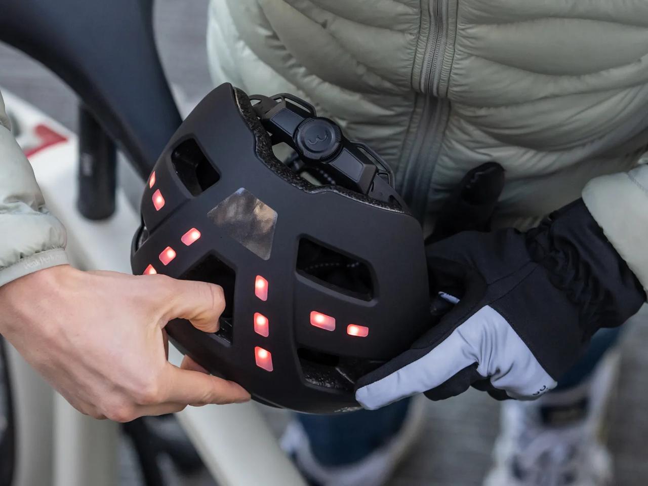 District Led E-bike Helm