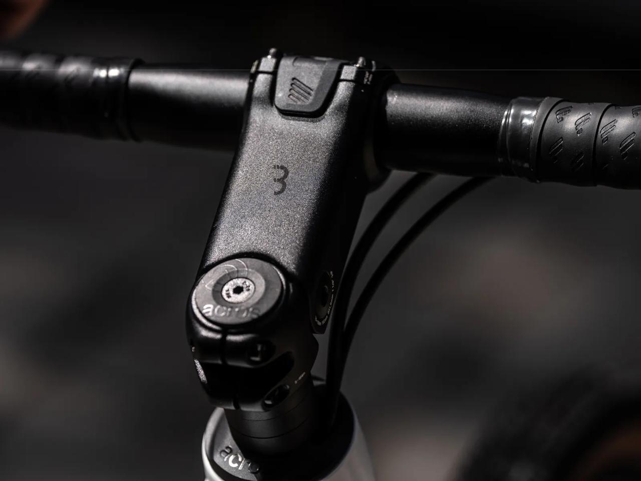ActionStem | Shock-Absorbing Bike Stem - BBB Cycling