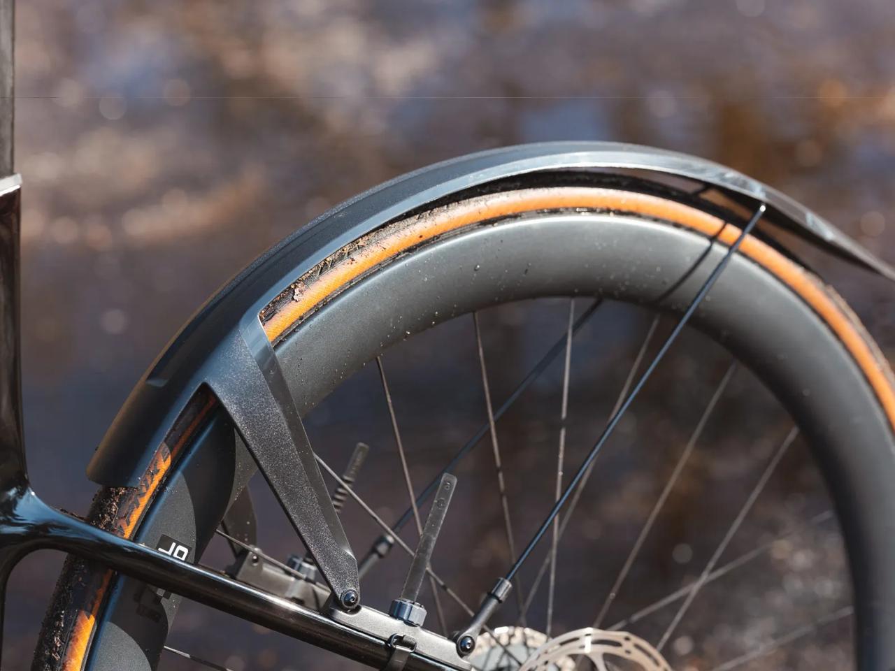 DiscGuard Rear fender