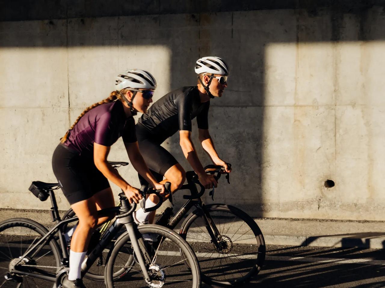 DonnaFit R Women's cycling jersey